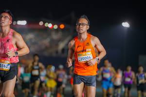 BIB: 5162, 20004
                            <button type="button" onclick="openModal(22858975)" class="btn btn-primary btn-sm float-right btn-popup" data-toggle="modal" data-target=".modal-high-quality">
                        <i class="fas fa-shopping-cart"></i> Add to Cart
                    </button>
                                            <button type="button" onclick="isThisMe(22858975, true)" class="btn btn-success btn-sm float-right btn-popup btn-isme hidden" data-toggle="tooltip" data-placement="bottom" title="นี่คือรูปของคุณใช่ไหม คลิกที่นี่เพื่อเอาเข้าอัลบั้ม">
                        <i class="fas fa-plus"></i> Add to album
                    </button>
                    <button type="button" onclick="isThisMe(22858975, false)" class="btn btn-warning btn-sm float-right btn-popup btn-isnotme hidden">
                        <i class="fas fa-ban"></i> Remove from album
                    </button>